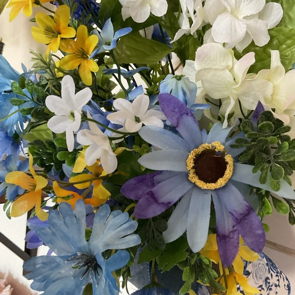 Wreath door hanger handmade stunning unique beautiful cute elegant spring - Picture 3 of 3